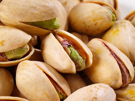 Are pistachios naturally salted? | Aesthetic Blasphemy